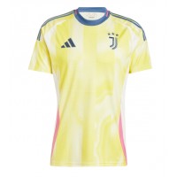 Maglie da calcio Juventus Andrea Cambiaso #27 Seconda Maglia 2024-25 Manica Corta